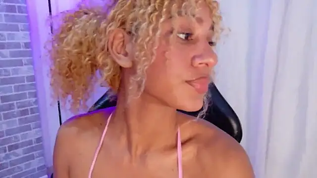 golden luna online show from 09.17.25