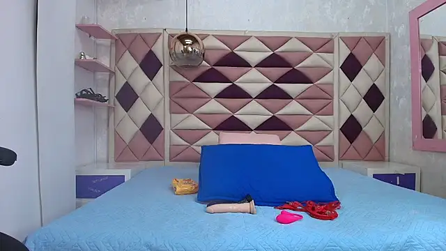 abbyrouss  online show from 09.11.25