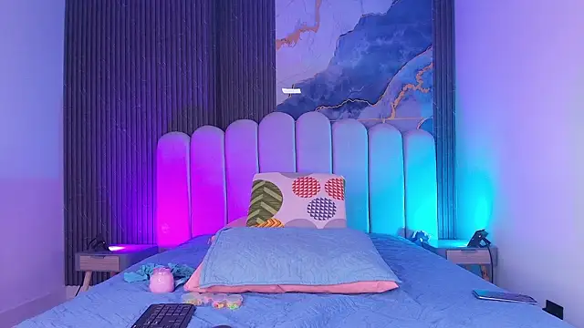 abbyrouss  online show from 02.06.26