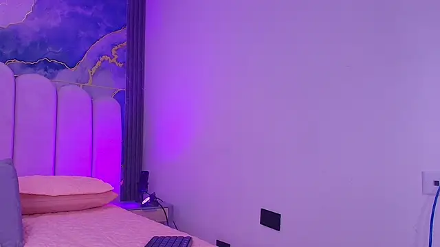 abbyrouss  online show from 04.10.26