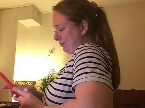 MazySunny online show from 10.31.25