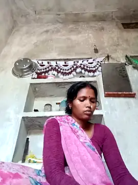 Snapshot of Cm_pooja chatting on 09.14.25 Cm pooja online show from 09.14.25