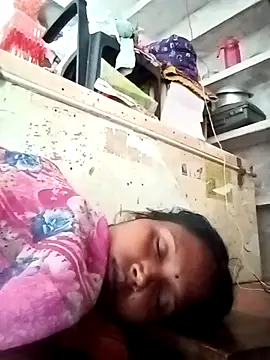 Snapshot of Cm_pooja chatting on 10.05.25 Cm pooja online show from 10.05.25