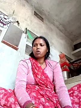 Snapshot of Cm_pooja chatting on 10.10.25 Cm pooja online show from 10.10.25