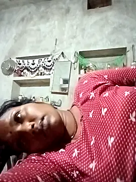 Snapshot of Cm_pooja chatting on 10.11.25 Cm pooja online show from 10.11.25