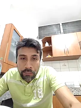 Snapshot of Mac50rus chatting on 09.20.25 Mac50rus online show from 09.20.25