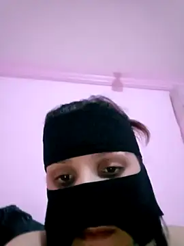 ayamohamedAbozeed online show from 10.12.25