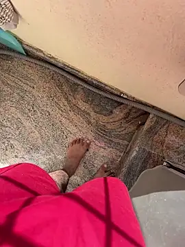 sunnu 97  online show from 12.18.25