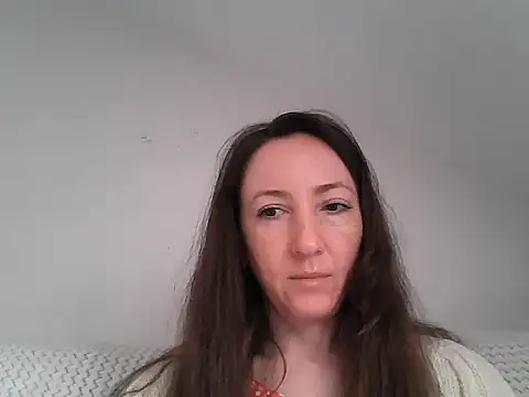 Snapshot of Valessya chatting on 05.03.26 Valessya online show from 05.03.26