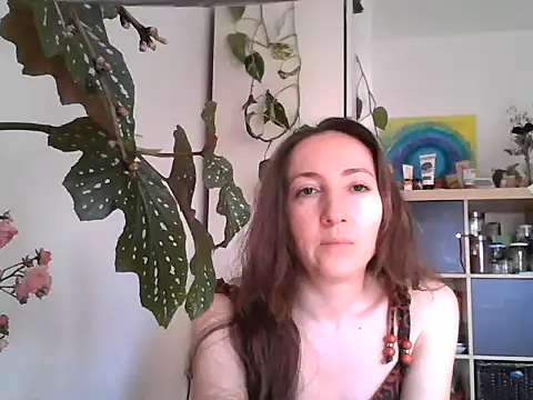 Snapshot of Valessya chatting on 06.18.26 Valessya online show from 06.18.26