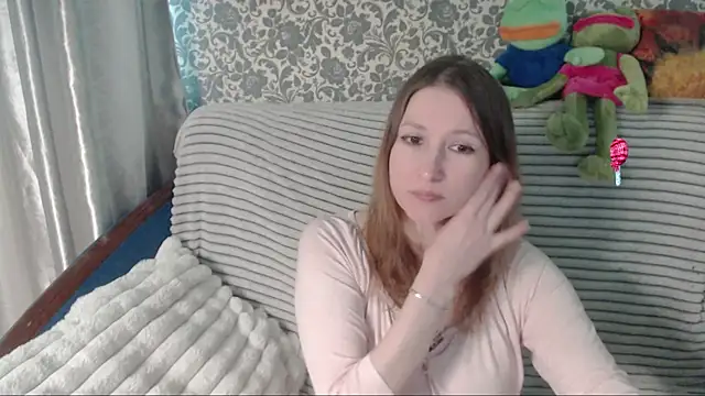 Snapshot of LesanaMagic chatting on 05.30.26 LesanaMagic online show from 05.30.26