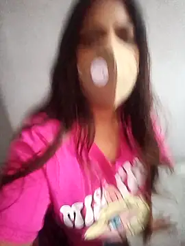 Snapshot of hottie_jenny9 chatting on 11.03.25 hottie jenny9 online show from 11.03.25