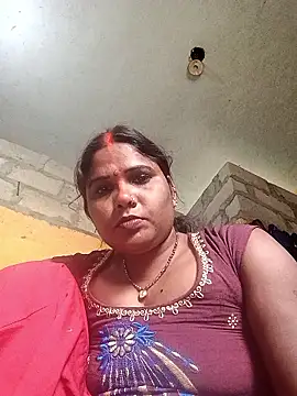 SweetKomal89 online show from 10.27.25