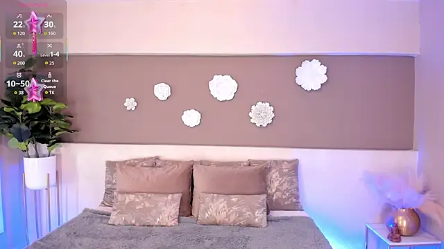 VictoriaShelby online show from 11.26.25