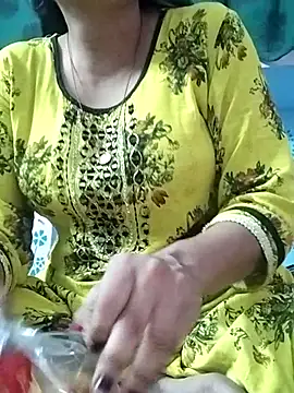 Hot-Pooja25 online show from 05.01.26