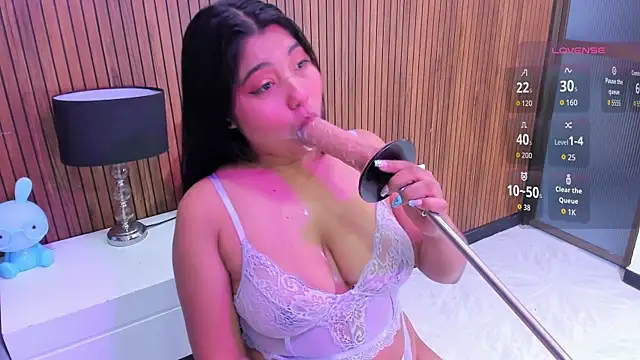 mysticlatina1 online show from 10.28.25