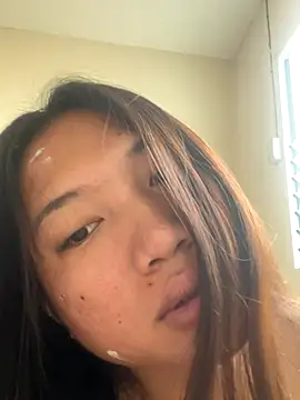 cassie cakes online show from 11.24.25