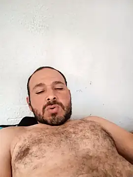 Snapshot of javi-tunene chatting on 09.25.25 javi-tunene online show from 09.25.25