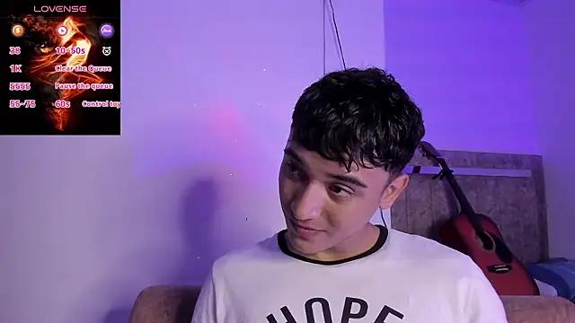 Austin Cardieff  online show from 09.30.25