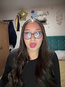 Snapshot of Whiitney_Bloom chatting on 09.15.25 Whiitney Bloom online show from 09.15.25