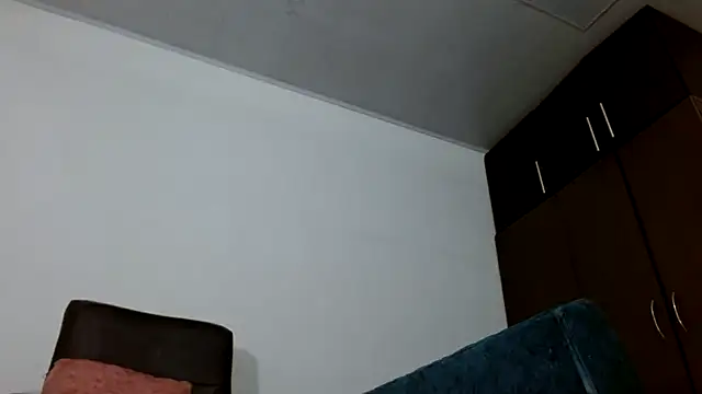 Snapshot of Nataly_Burning chatting on 05.14.26 Nataly Burning online show from 05.14.26