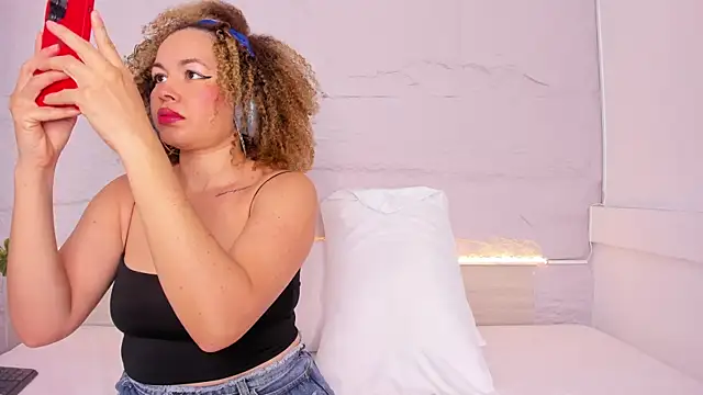 marianarey1  online show from 10.06.25