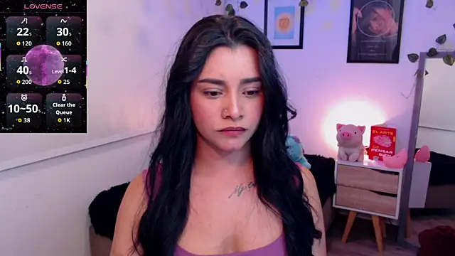 MarilynWhite  online show from 10.21.25