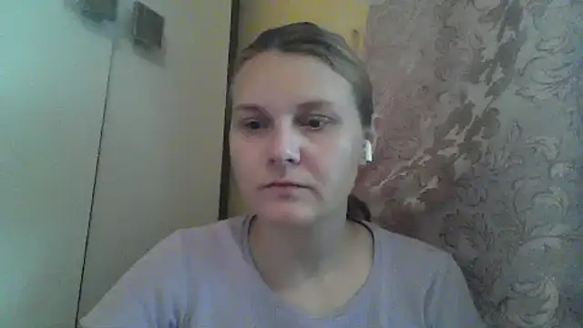 Snapshot of Elvanii chatting on 06.10.26 Elvanii online show from 06.10.26