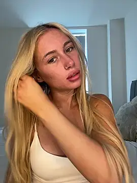 SexySaraxxoo online show from 07.22.26