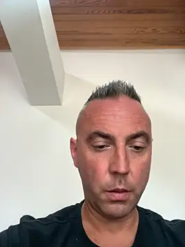 Marronglace1 online show from 09.18.25