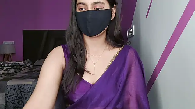 Snapshot of Tanya-mittal chatting on 05.08.26 Tanya-mittal online show from 05.08.26