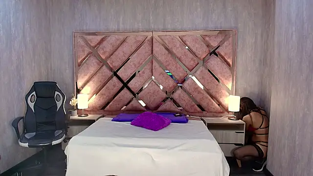 ANABELL BROWN online show from 11.11.25