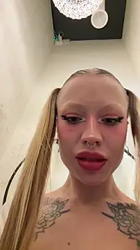 Sugar Pop online show from 09.26.25