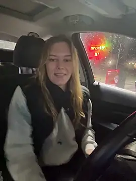 AllesandraLove online show from 12.19.25