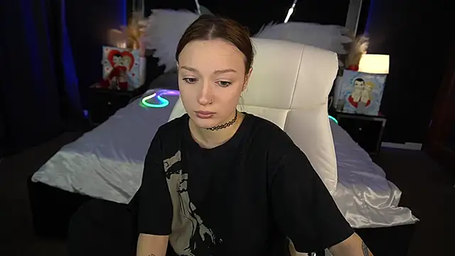 FoxyMayy online show from 02.20.26