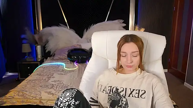 FoxyMayy online show from 06.26.26