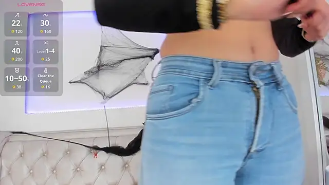 Ridwana  online show from 10.30.25