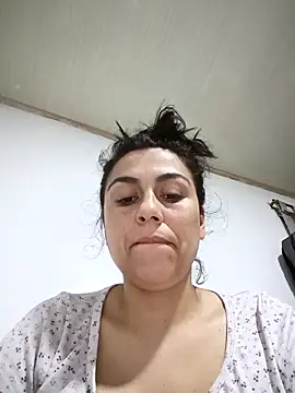 vanessa-titisM online show from 11.16.25