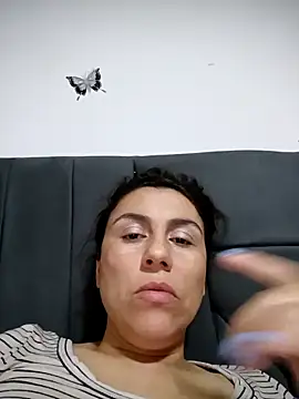 vanessa-titisM online show from 02.21.26