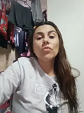 Snapshot of vanessa-titisM chatting on 06.10.26 vanessa-titisM online show from 06.10.26