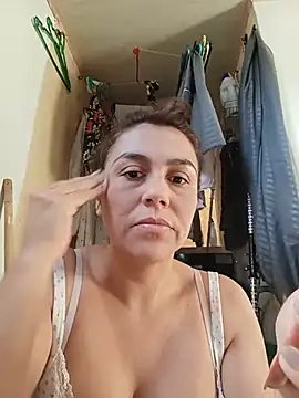 Snapshot of vanessa-titisM chatting on 07.26.26 vanessa-titisM online show from 07.26.26