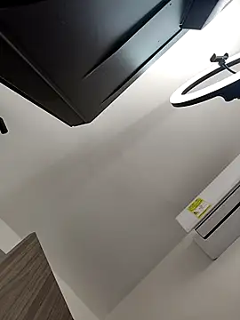 ArielBlossom    online show from 10.11.25