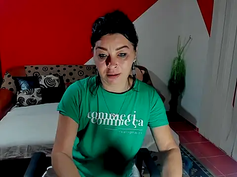 Soffy Skye online show from 10.10.25