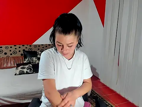 Soffy Skye online show from 11.09.25