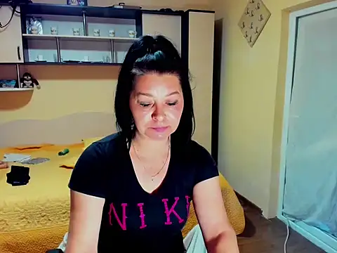 Soffy Skye online show from 05.15.26