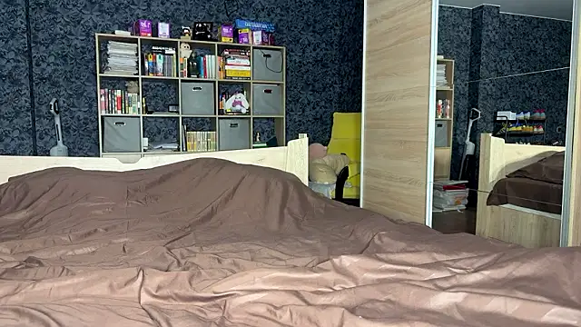 AzureEyes online show from 02.21.26