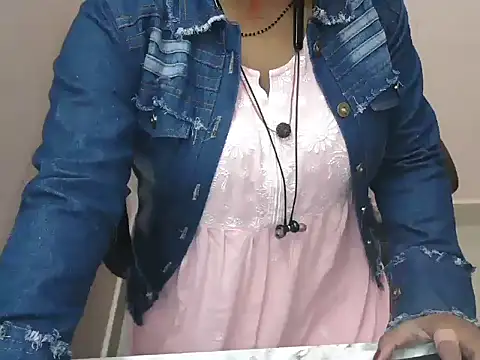 bold naina online show from 11.21.25