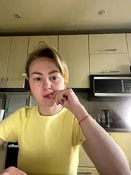 MartaLuna  online show from 12.15.25