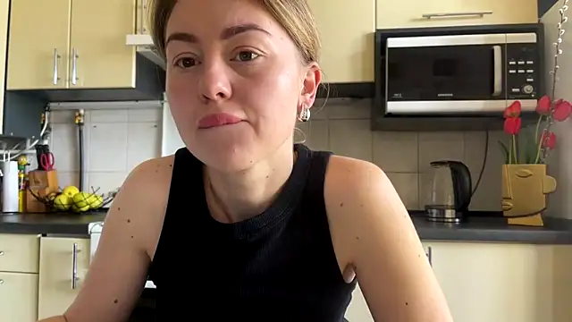 MartaLuna  online show from 04.15.26