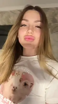 Elizabeth Tay online show from 01.11.26